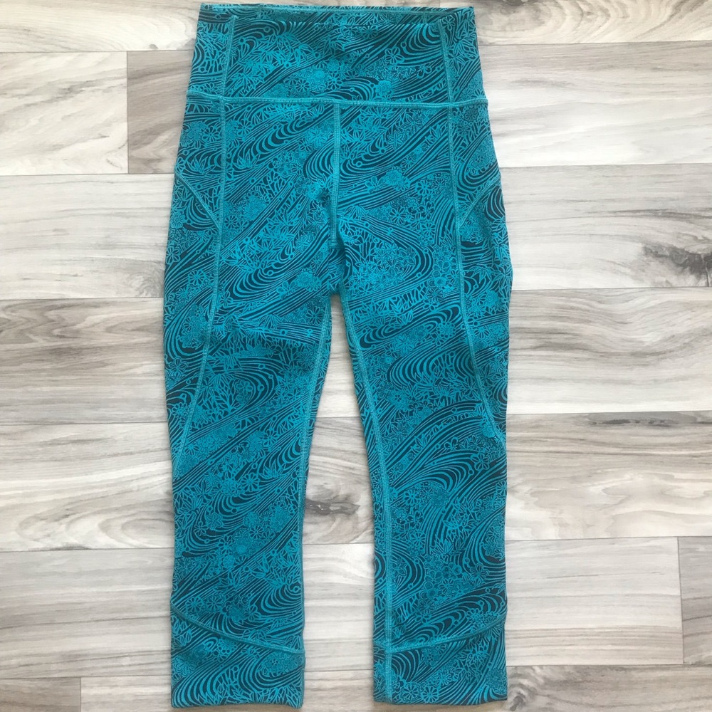 lululemon 1/2 Tight Leggings